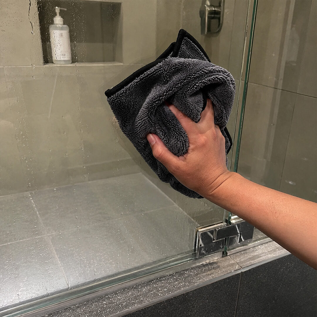 EasiClean™ Premium DryNShine Towel